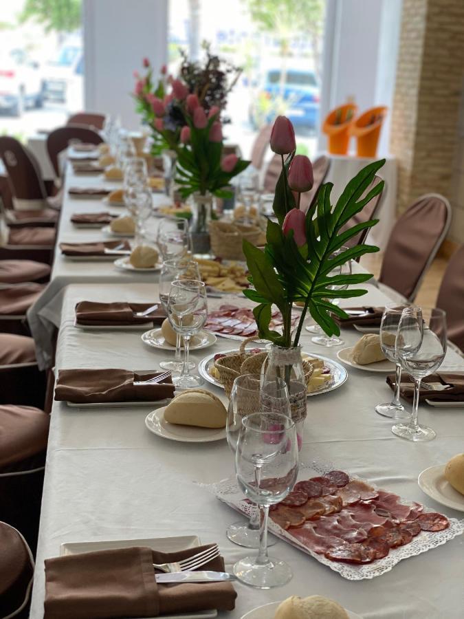 Hotel La Villoria เมดินาซิโดเนีย ภายนอก รูปภาพ